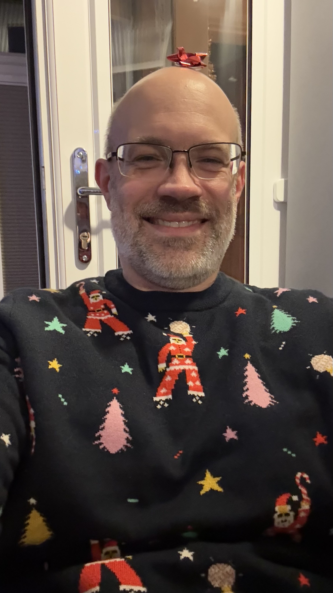 It's XMas Selfie Time - Let's Capture the Joy!