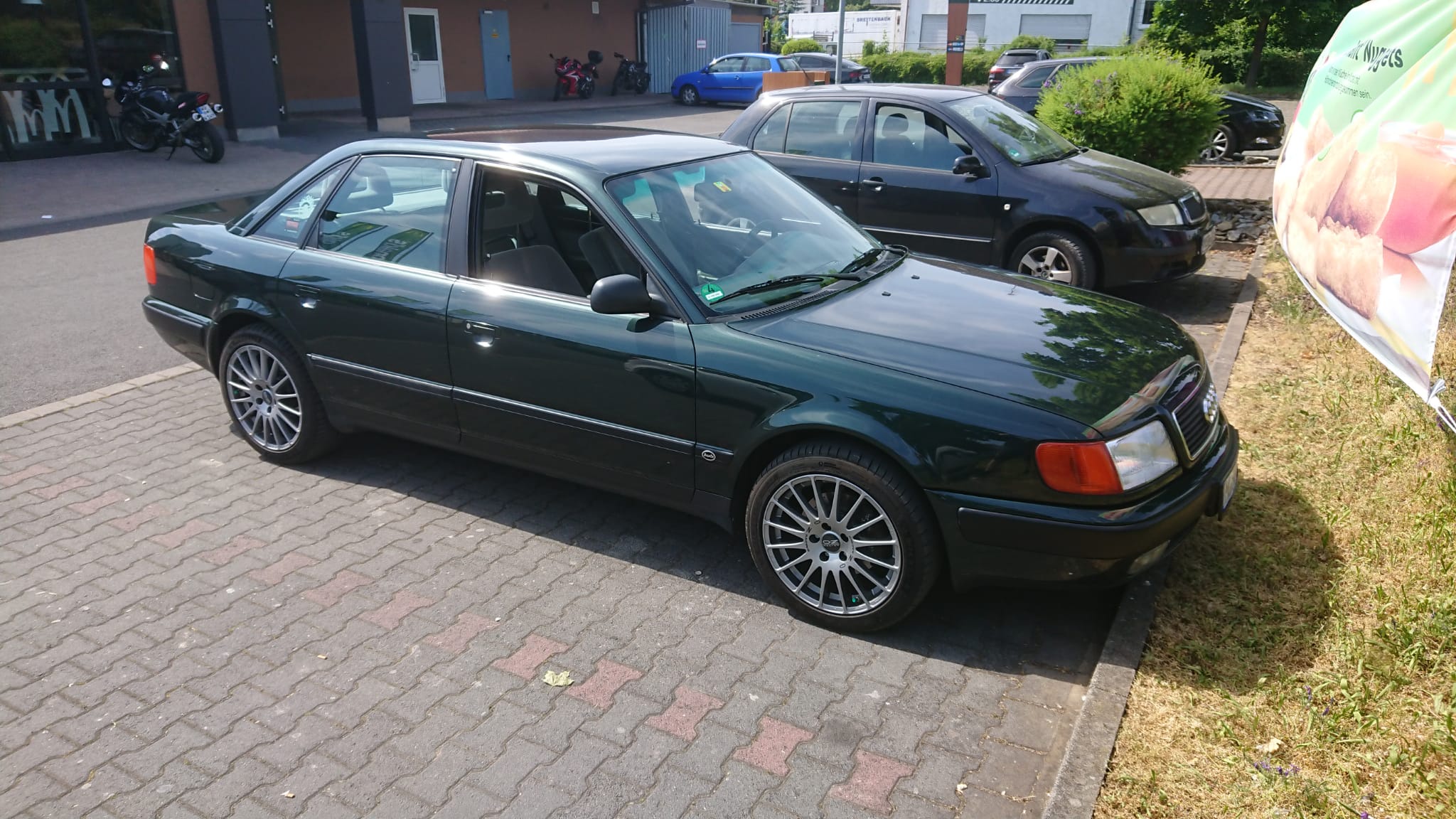 Throwback to my very first car: the classic Audi 100 2.6!