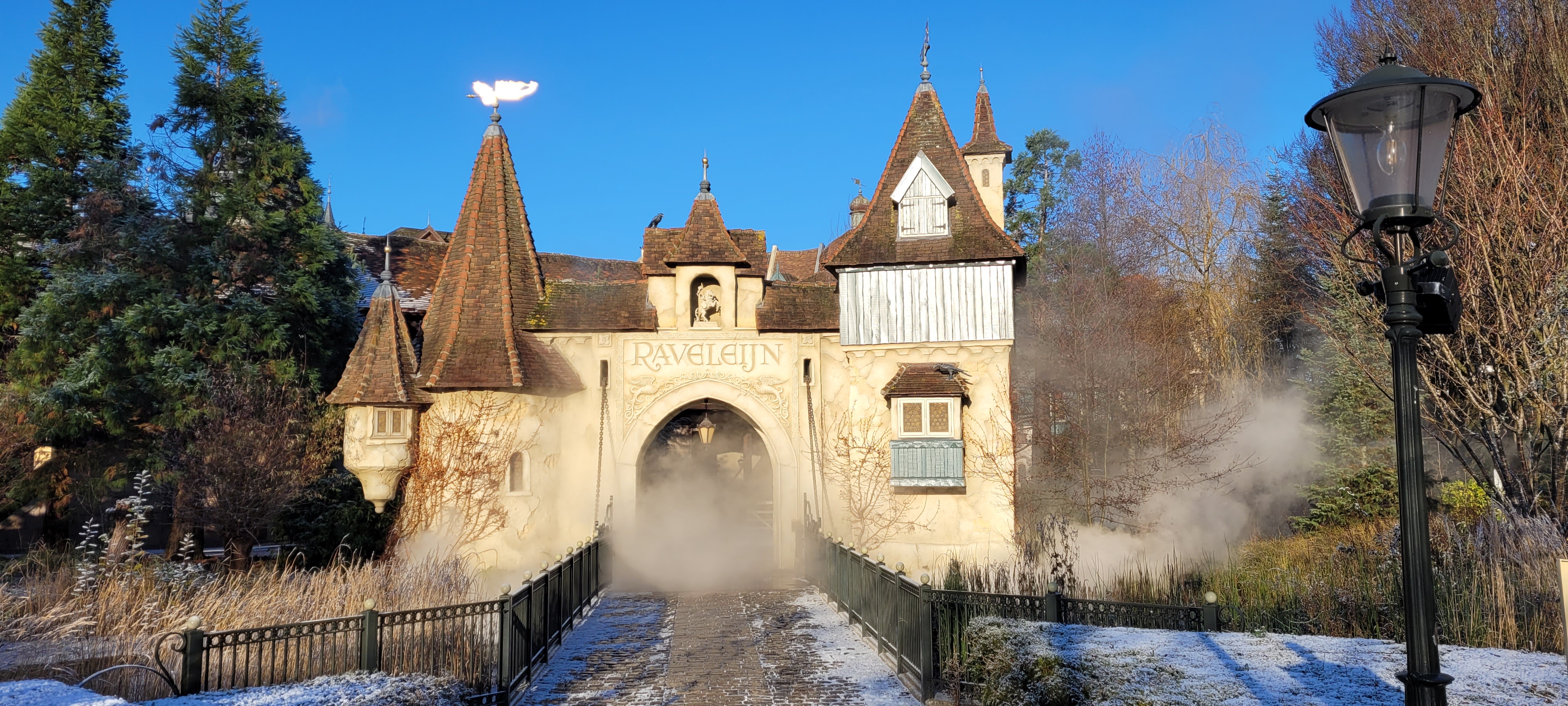 Experience the Magic of Efteling: It's Show Time with Raveleijn!