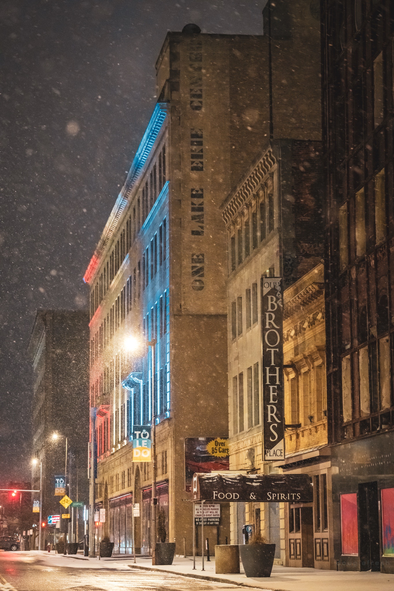The Magical First Snow of 2025 in Downtown Toledo, Ohio