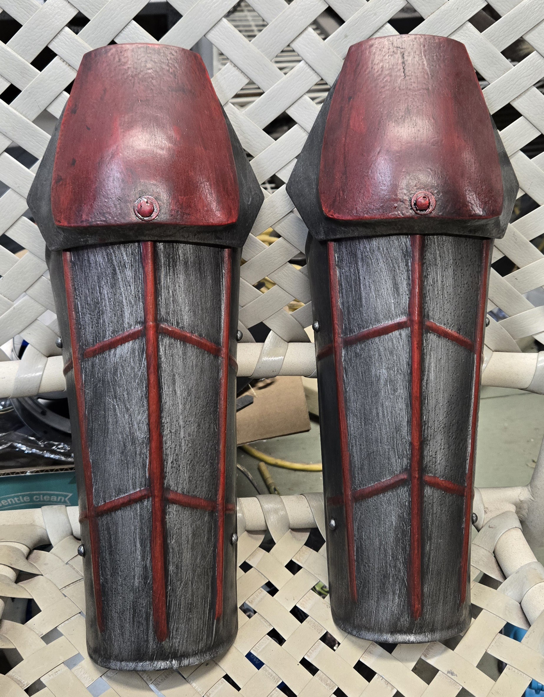 Crafting Crusader Shnees and Unique Sintra Handplates