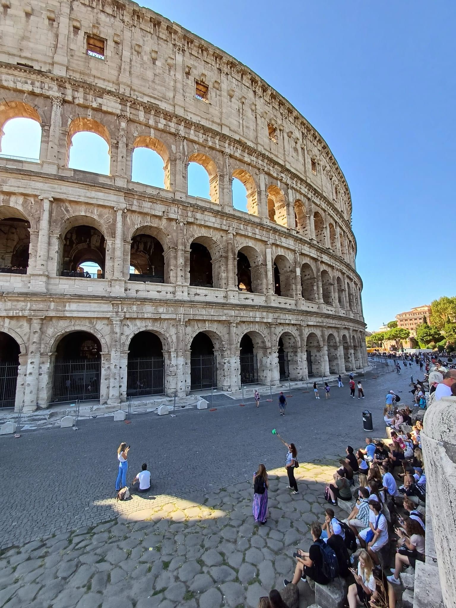 Exploring the Majestic Colosseum