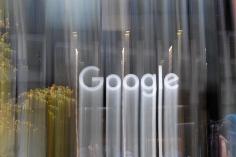 Russian court demands an outrageous $20 decillion from Google