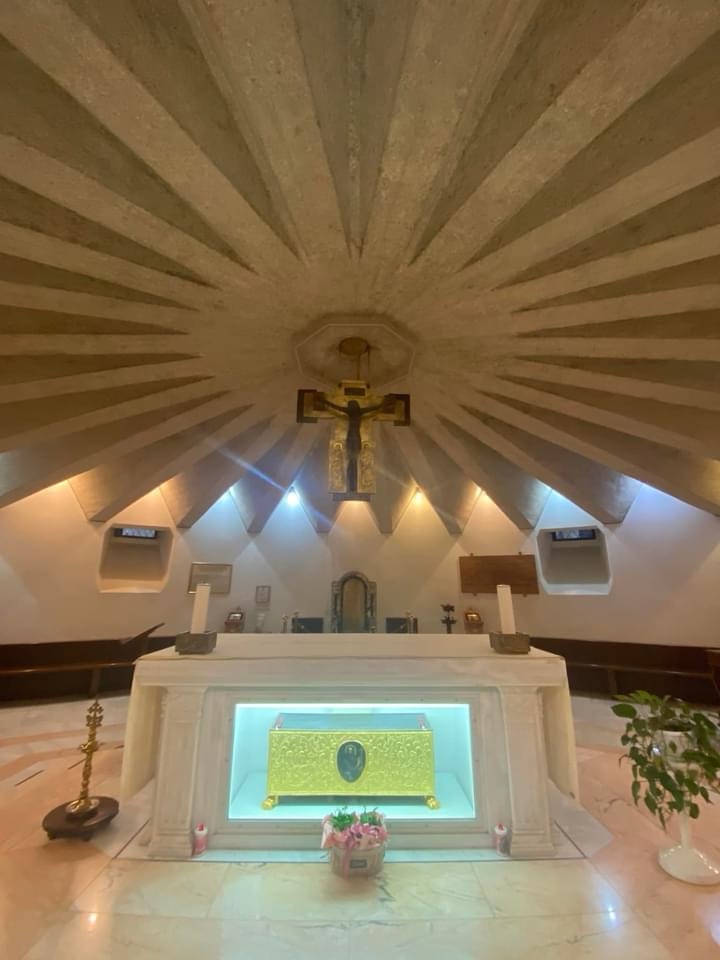 Majestic Cathedral: A Stunning Architectural Marvel