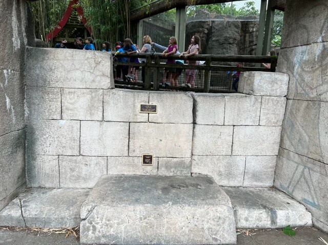 Jeff Buckley's tribute at the Memphis Zoo