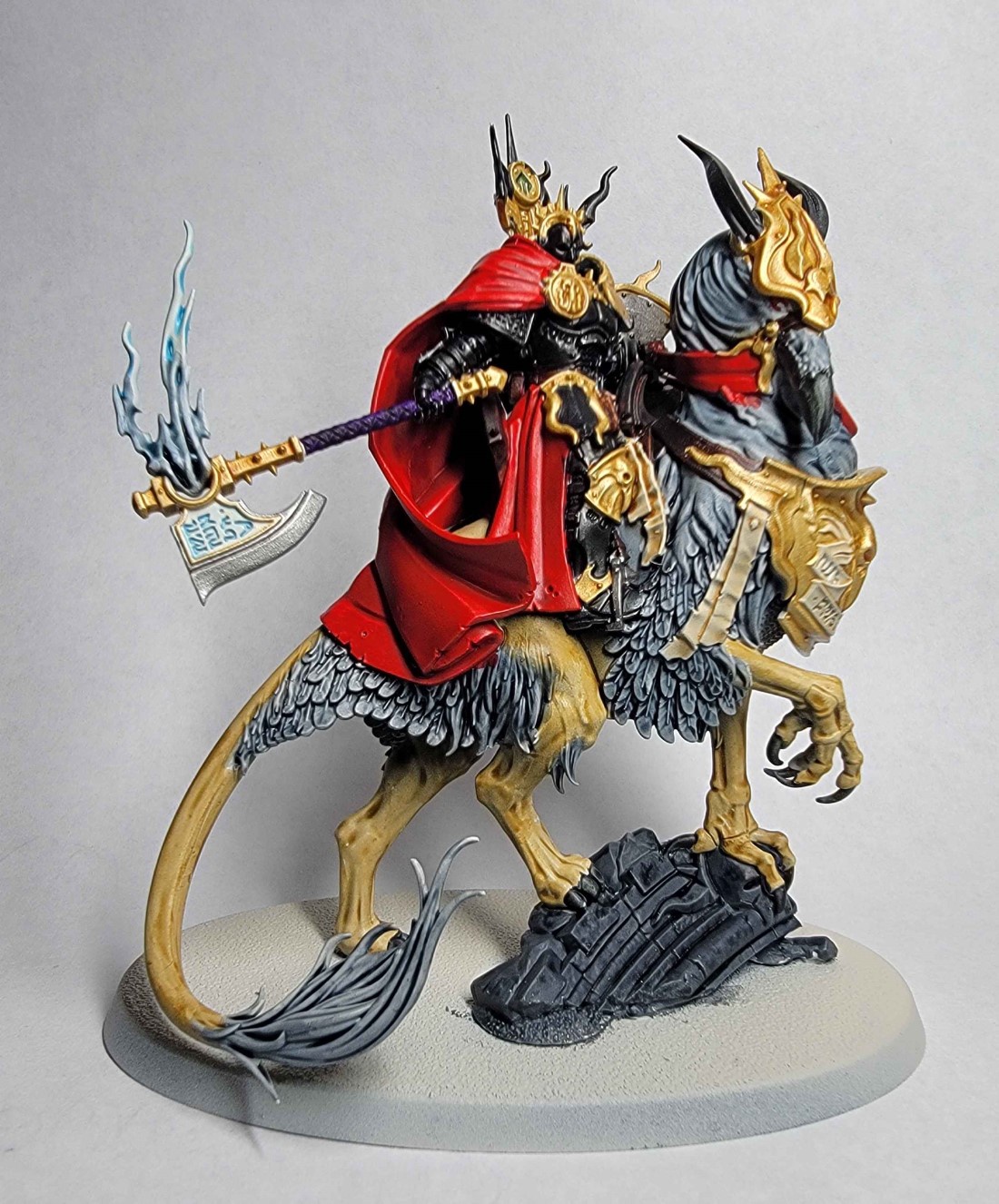 Lord Vigilant takes on the Gryph Stalker