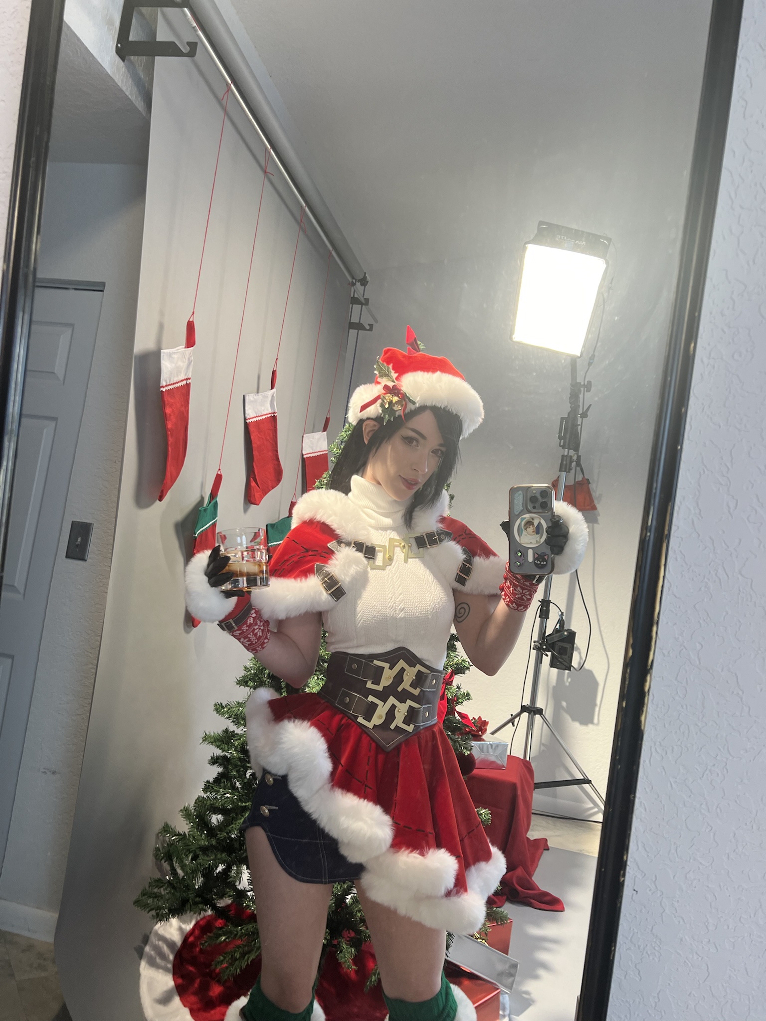 In response to the AI comments, here are some behind-the-scenes shots from my Tifa cosplay studio!