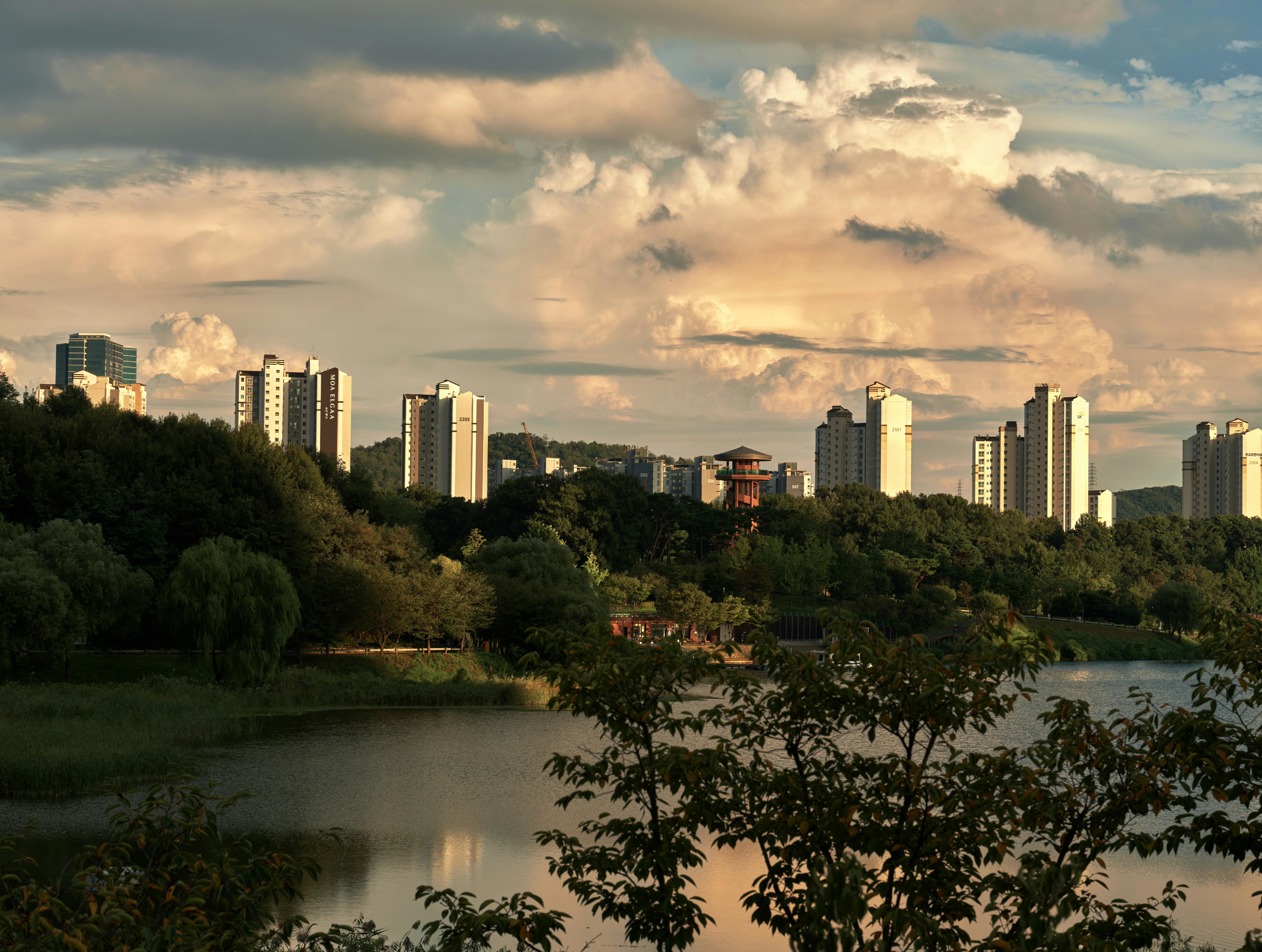 Late Summer Skies in Korea: A Stunning View