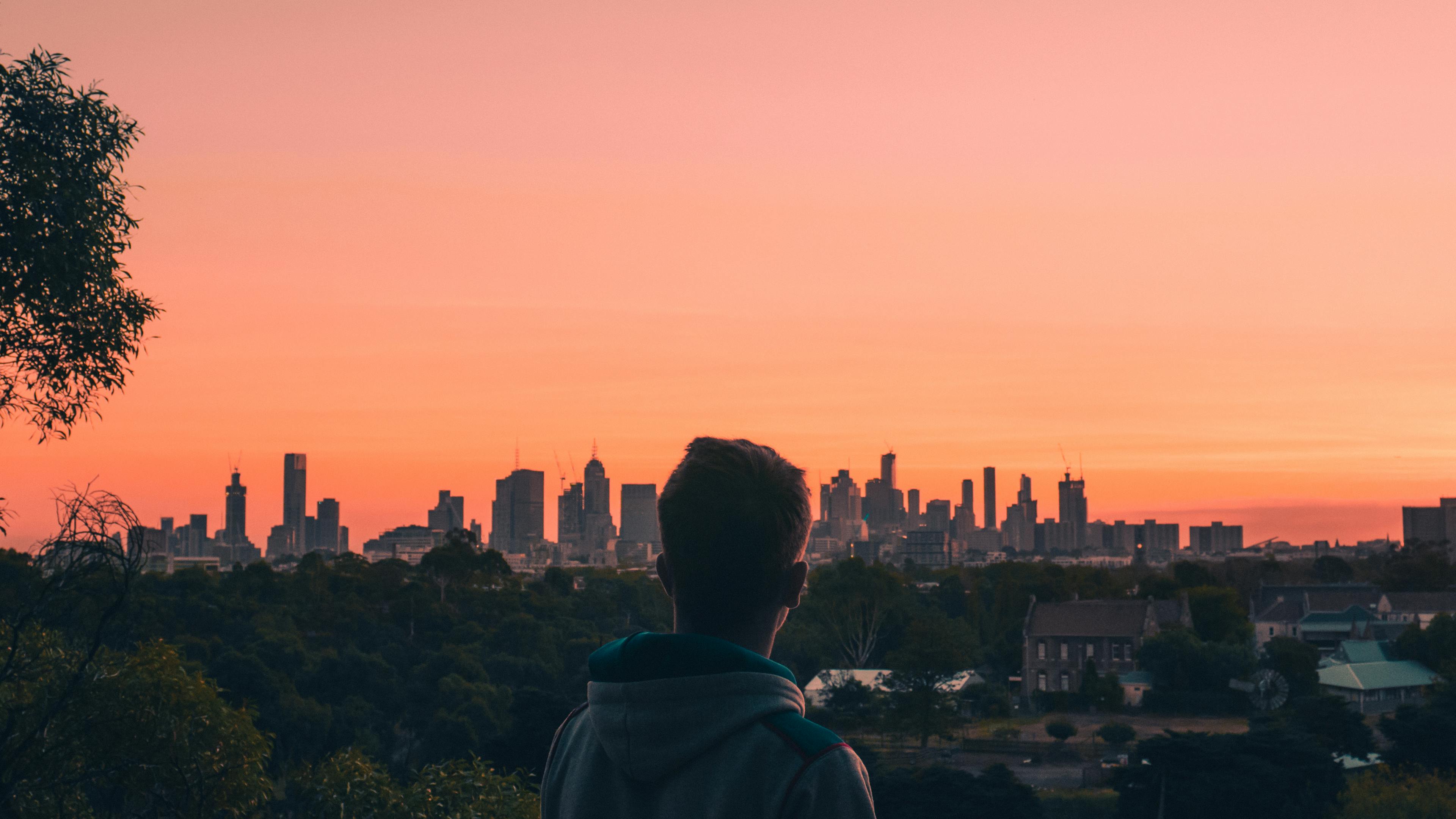 A Stunning Melbourne Skyline at Sunset