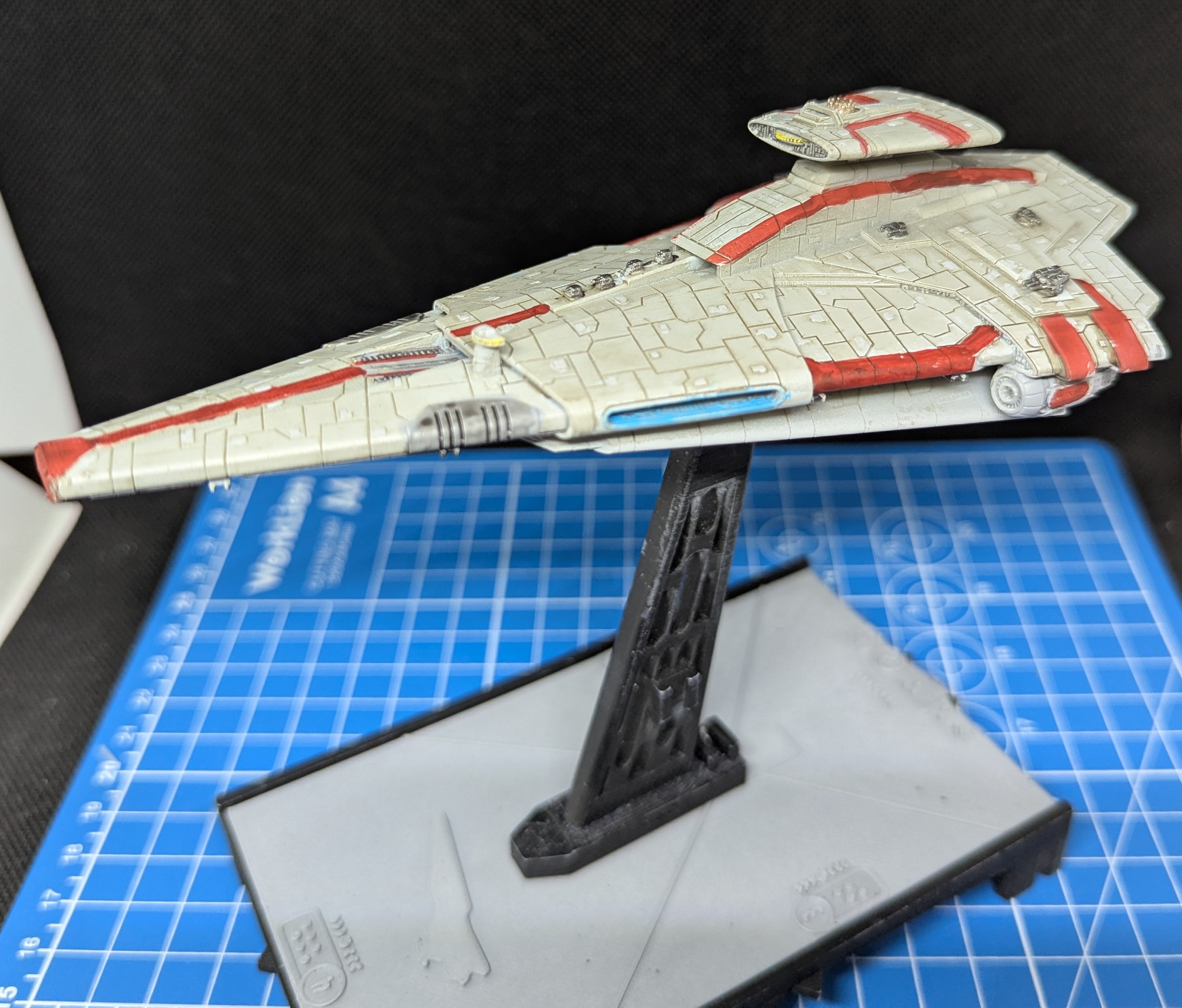 The Endurance Fleet Carrier: A Stunning 3D Print