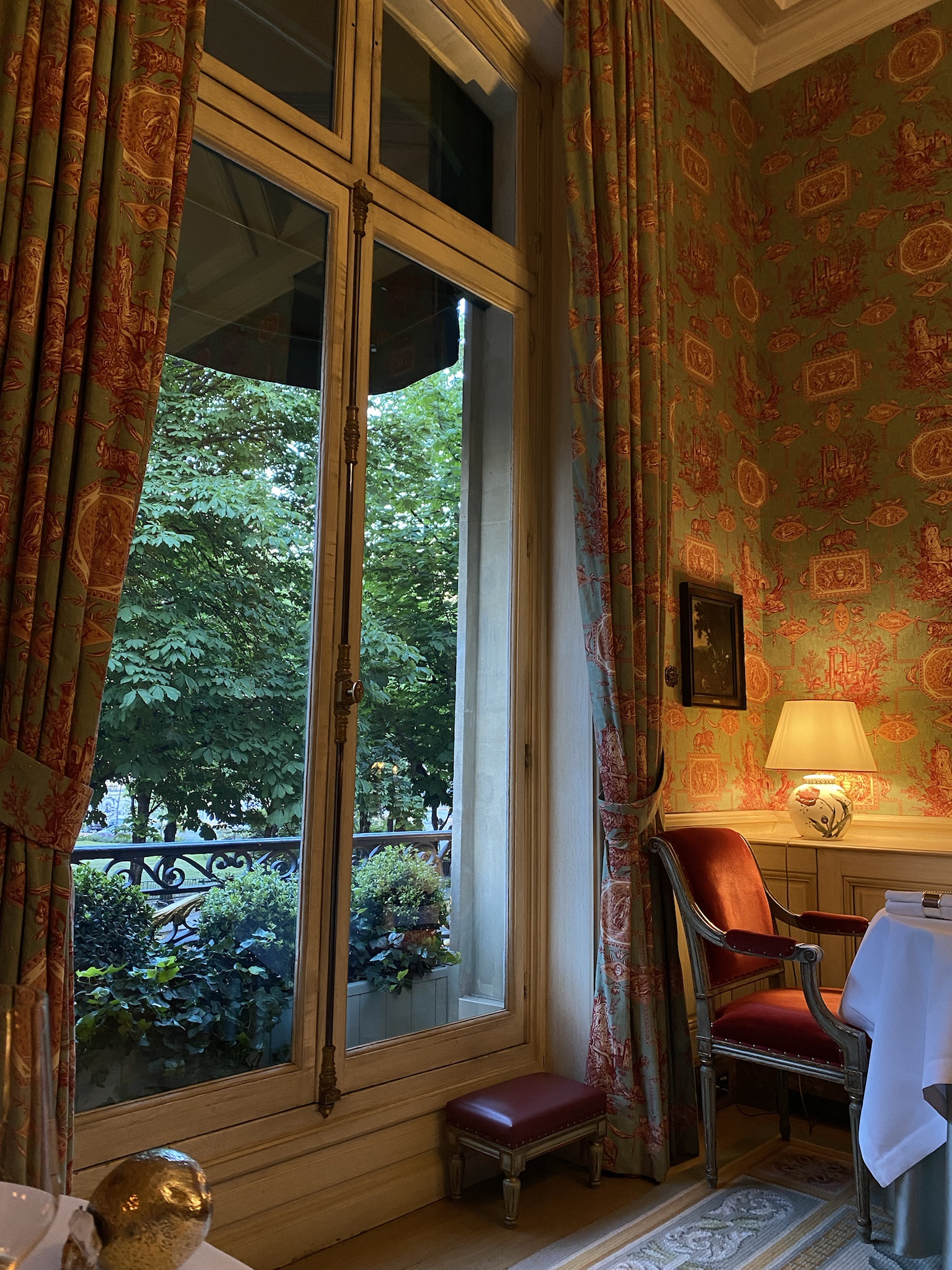 Le Clarence Paris: A Culinary Journey in the City of Lights