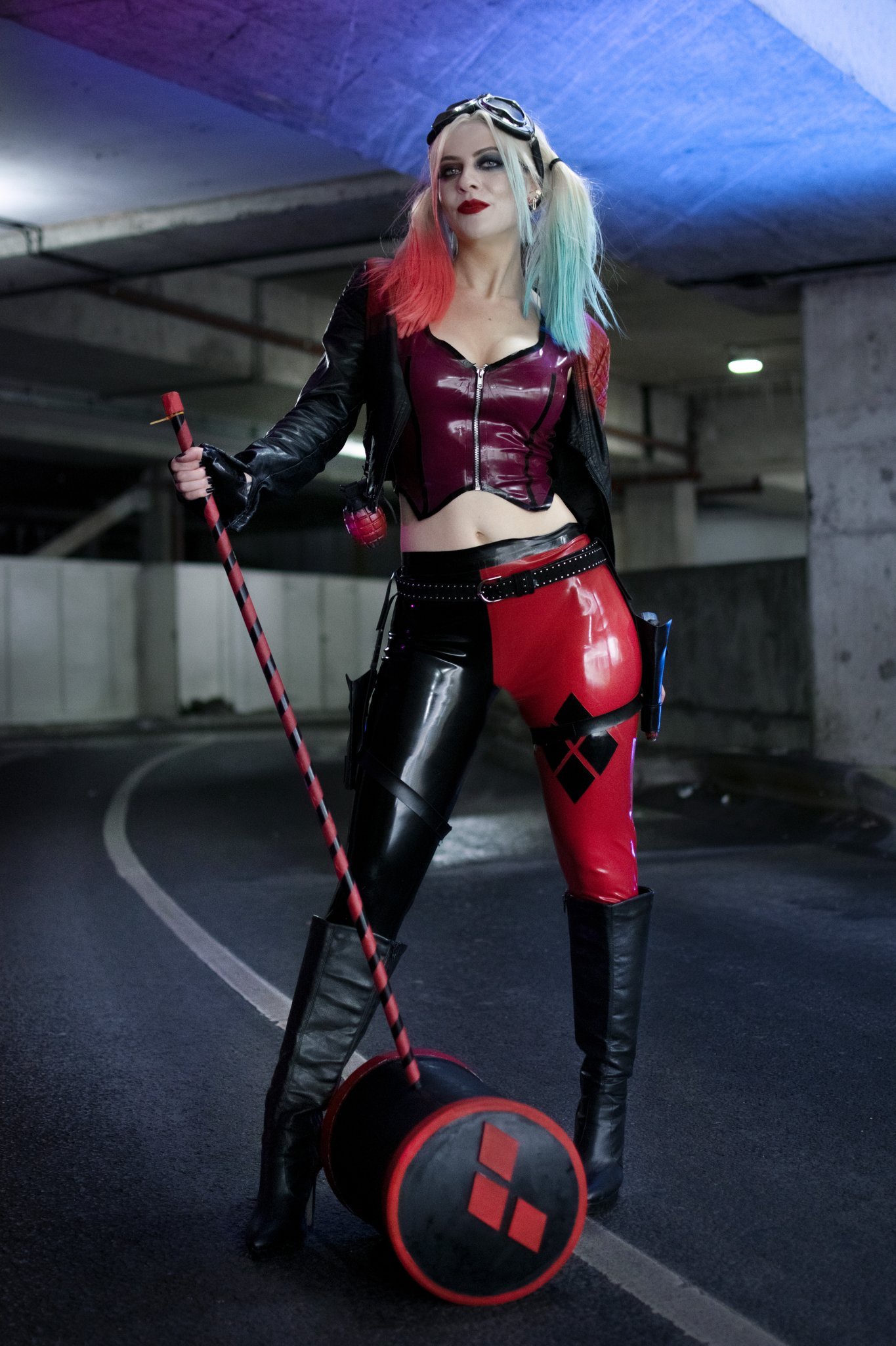 So many Harley Quinns, right? :)