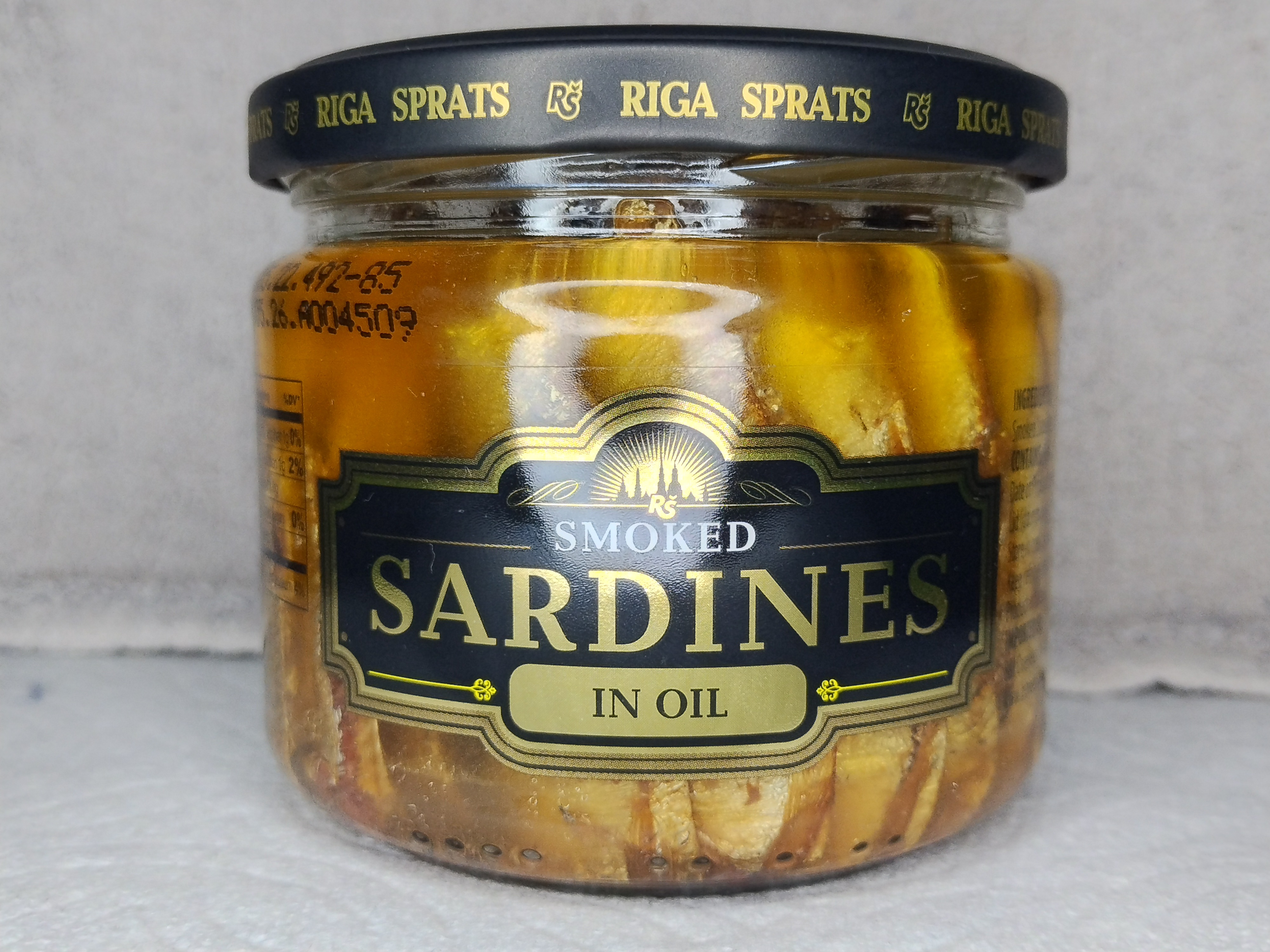 Tinned Fish Chronicles #6: Discovering Riga Sprats Smoked Sardines in Oil