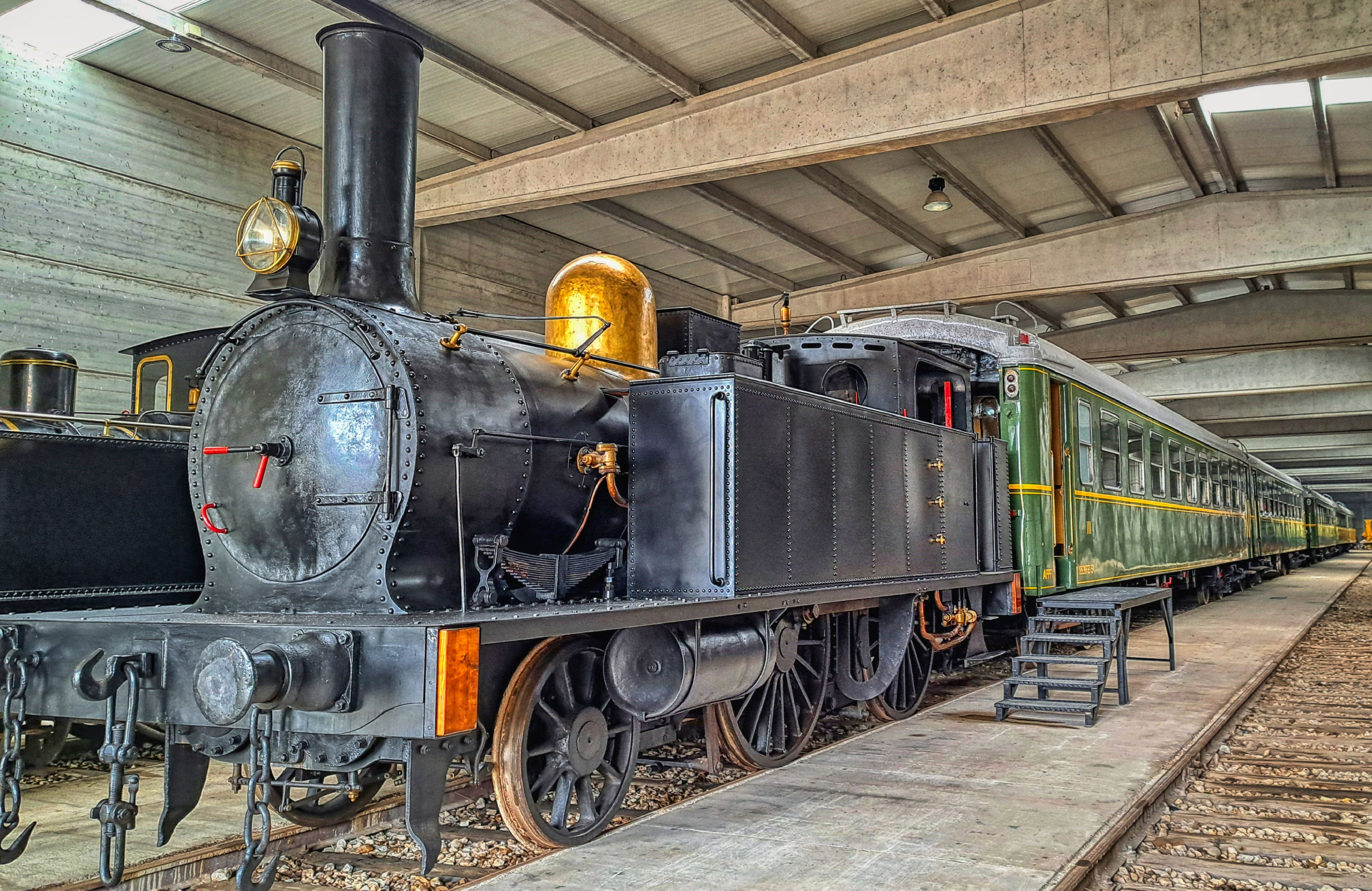 Exploring the Majestic La Nova - Museu Ferrocarril: A Journey Through Trains and Wagons in Ribera d'Ebre
